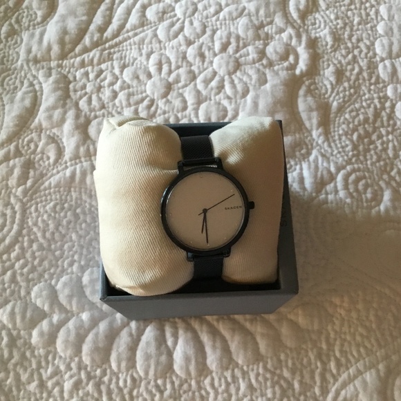 Skagen Denmark Navy Women’s Watch - Picture 1 of 9